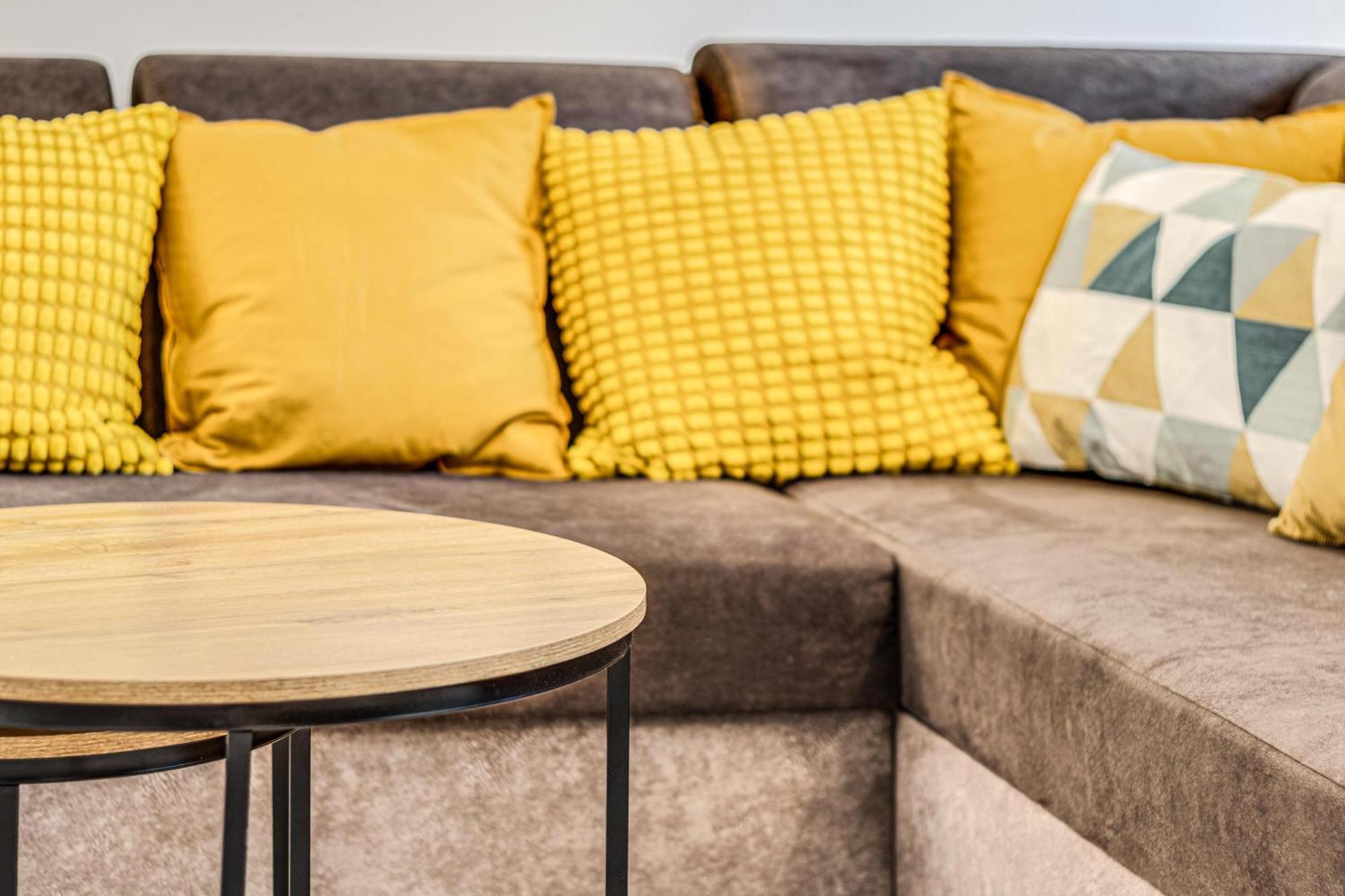 RentPlanet - Apartamenty Stare Miasto Breslavia Esterno foto