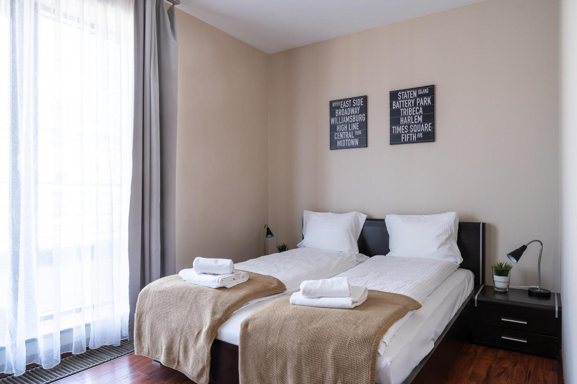 RentPlanet - Apartamenty Stare Miasto Breslavia Esterno foto