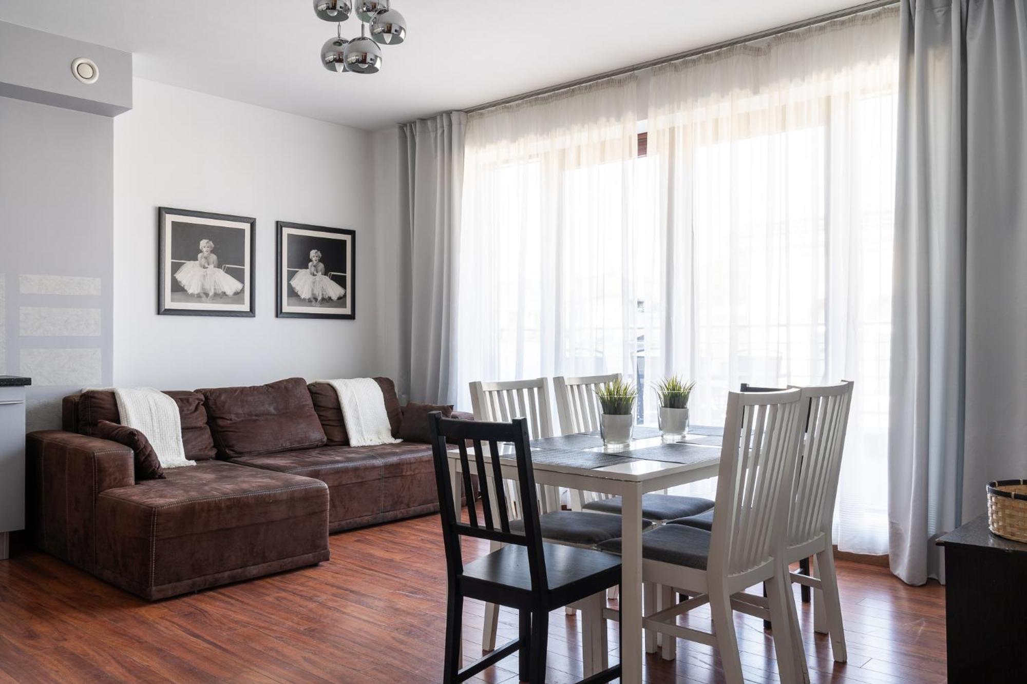 RentPlanet - Apartamenty Stare Miasto Breslavia Esterno foto