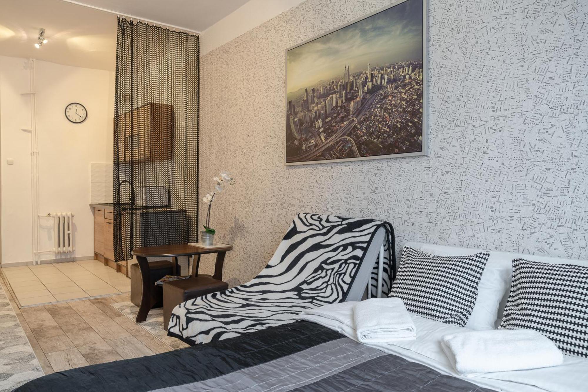 RentPlanet - Apartamenty Stare Miasto Breslavia Esterno foto