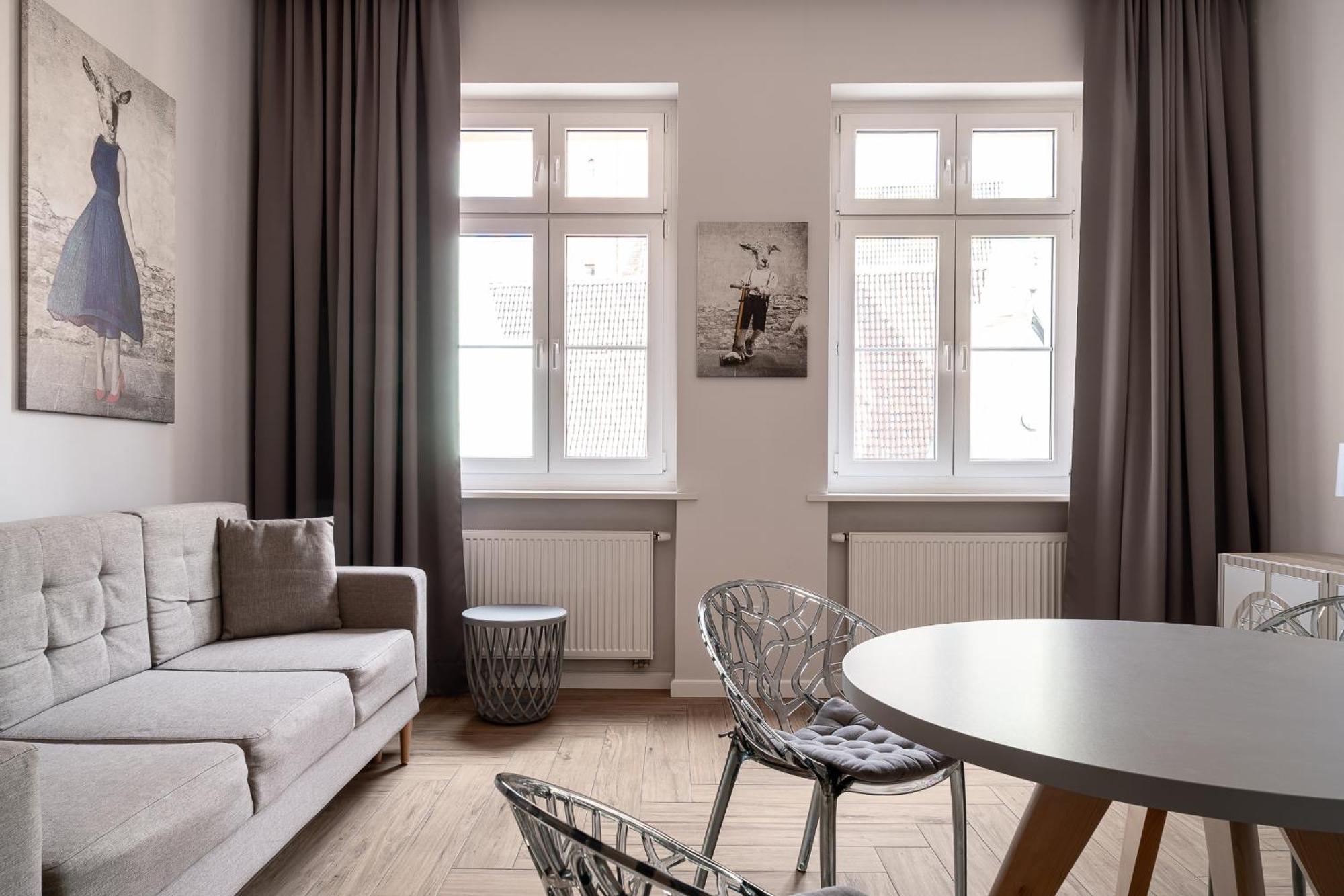 RentPlanet - Apartamenty Stare Miasto Breslavia Esterno foto